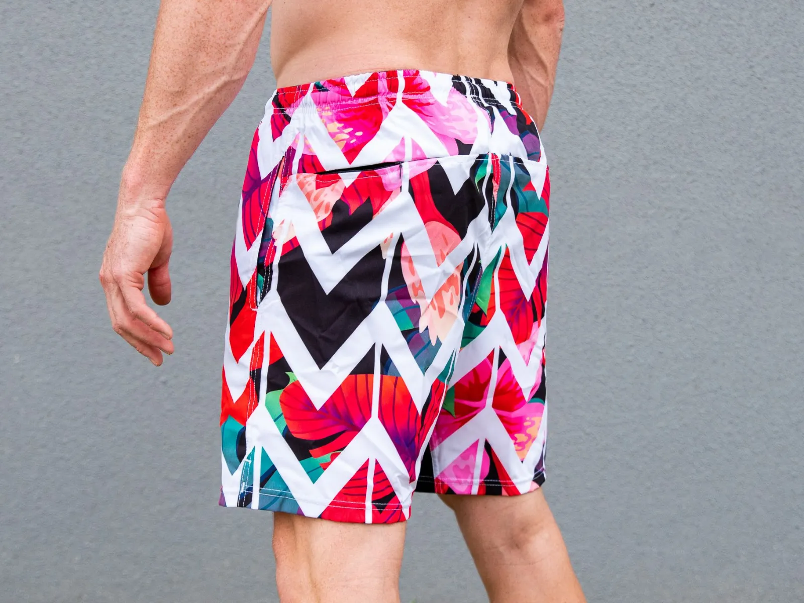 2POOD Tropical Chaos Essential Shorts