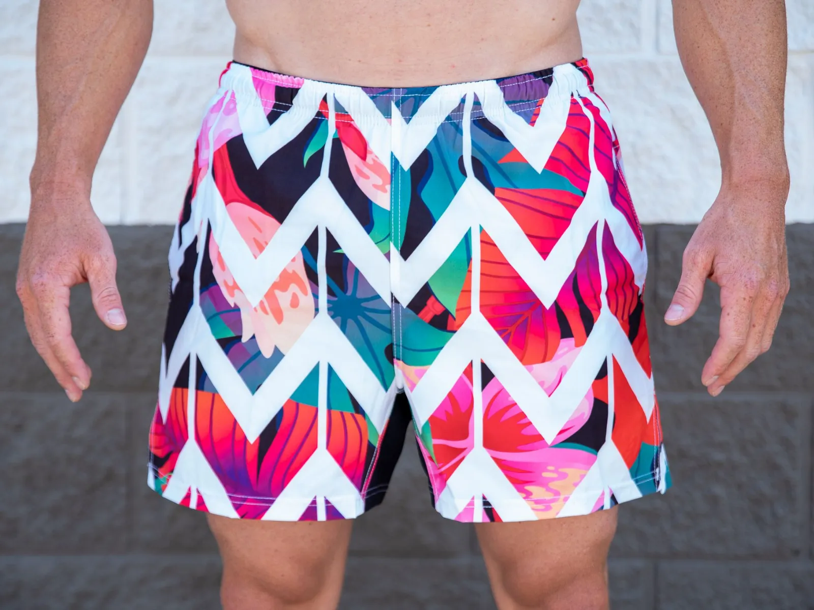 2POOD Tropical Chaos Essential Shorts