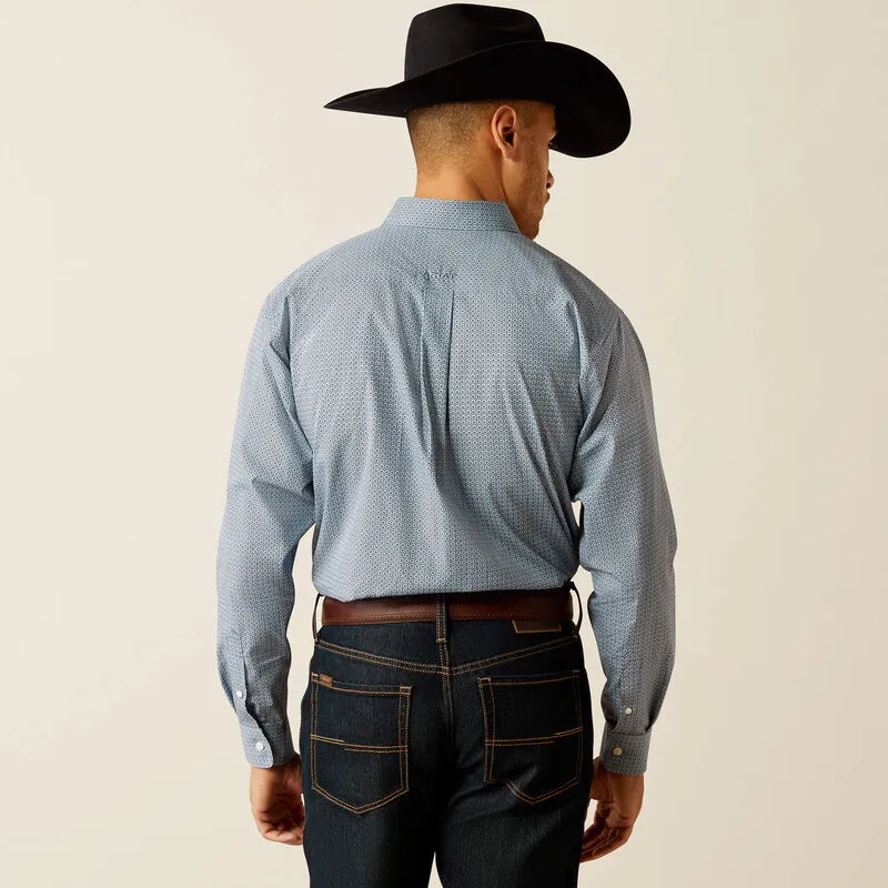 Ariat 10052389 Wrinkle Free Leonard LS Shirt Light Blue