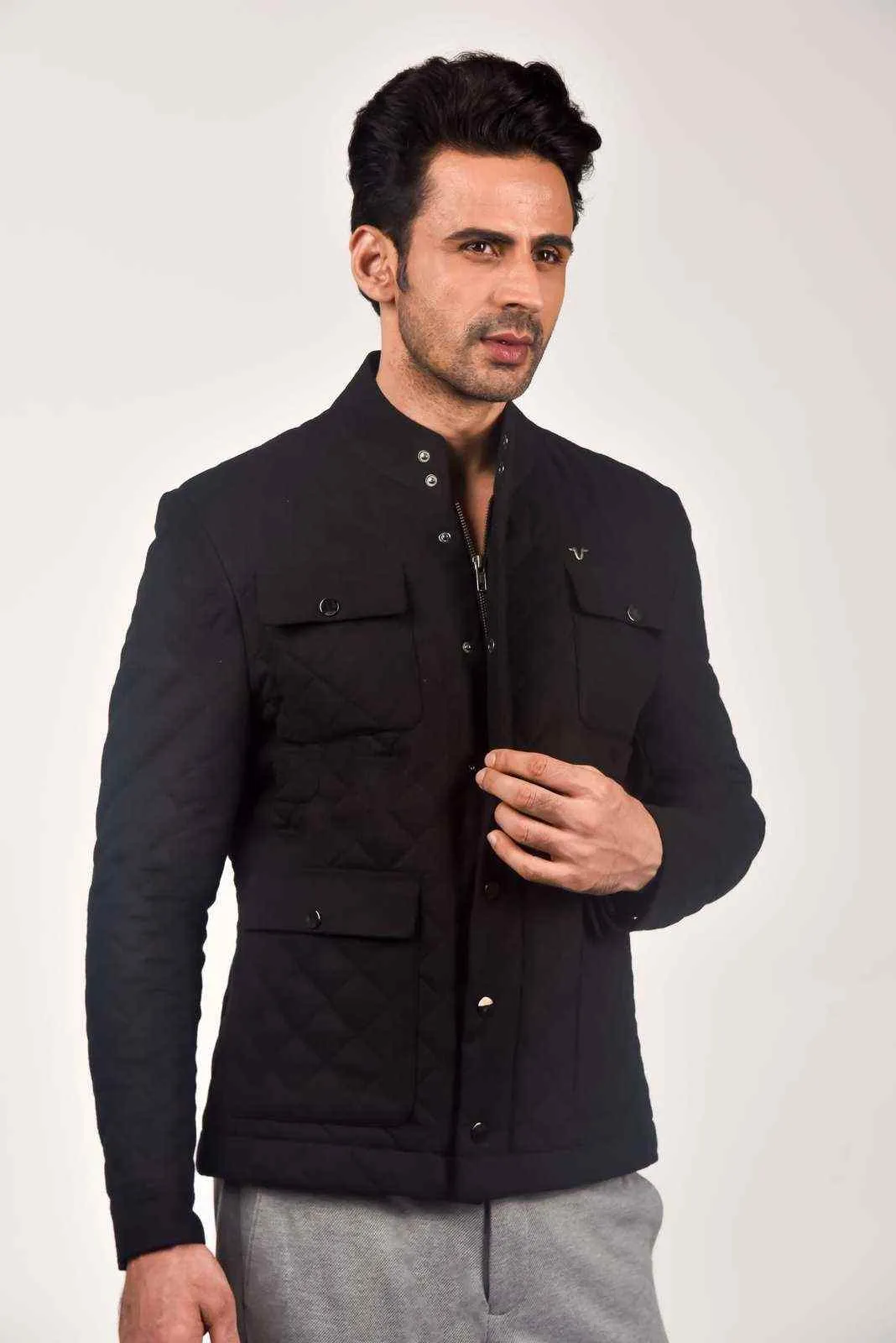 Black Quilted Zipper Jacket