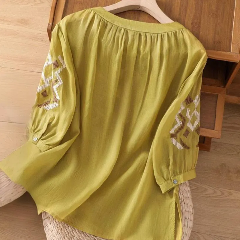 Buddha Stones Casual Symmetrical Embroidery Women's Crew Neck Design Half Sleeve Spandex T-shirt