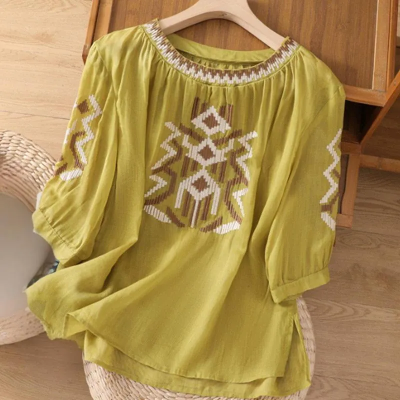 Buddha Stones Casual Symmetrical Embroidery Women's Crew Neck Design Half Sleeve Spandex T-shirt
