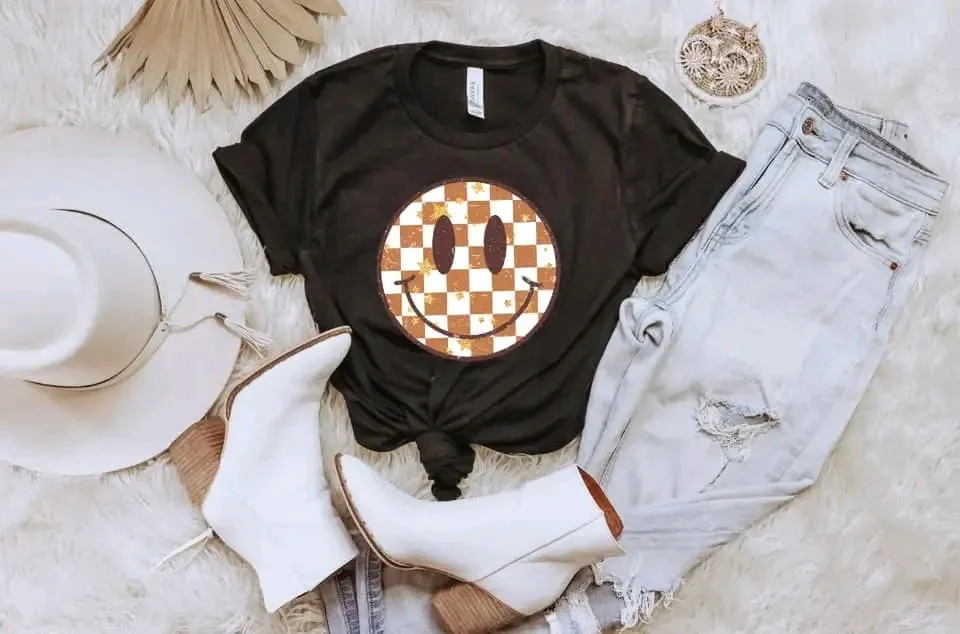 Checkered smiley Tee