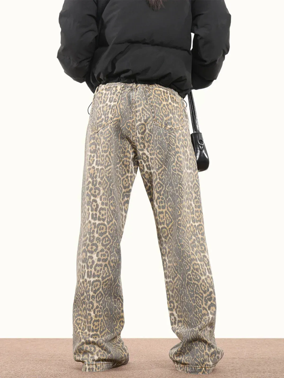 Chic Leopard Print Wide-Leg Jeans for Women