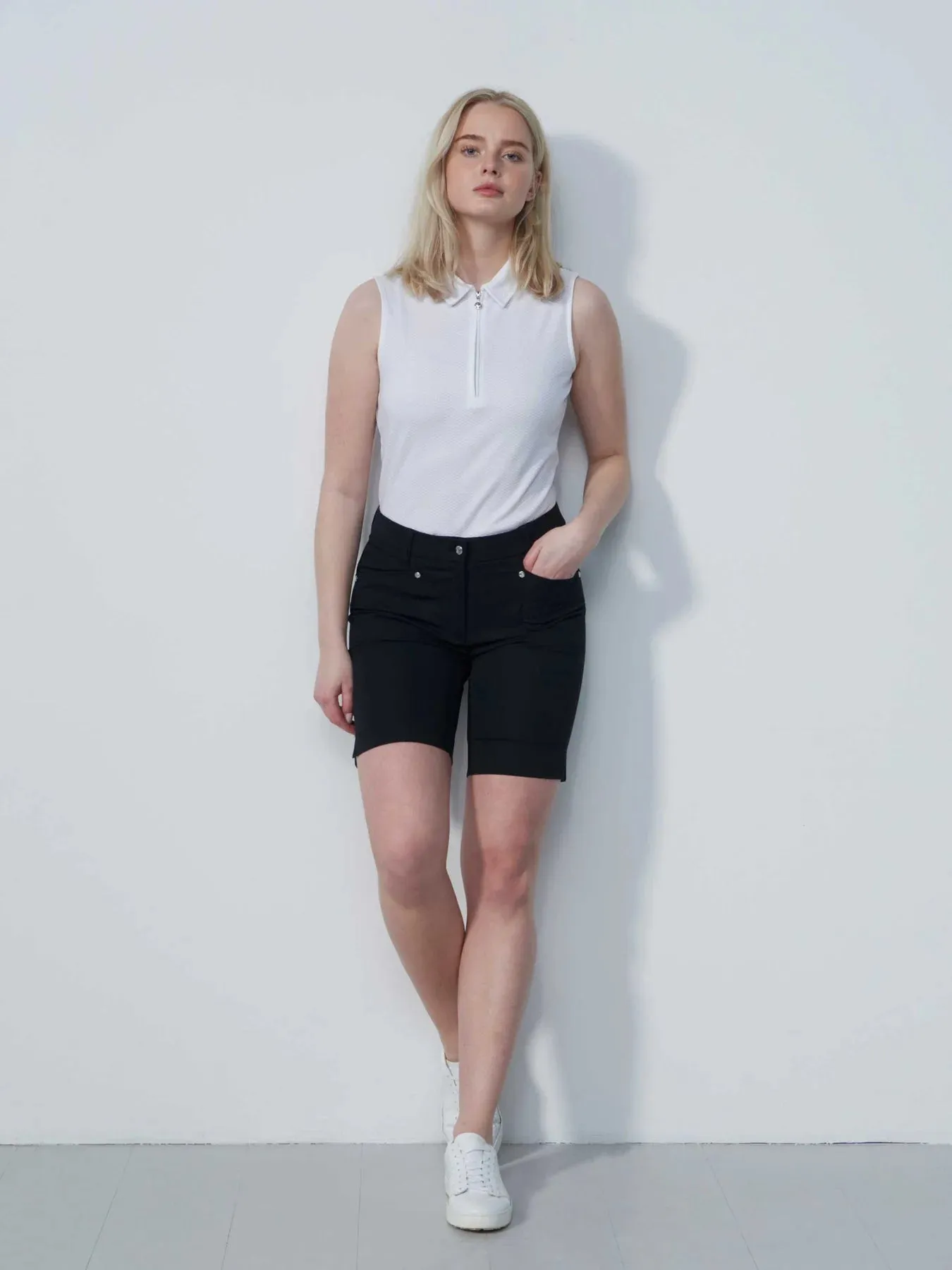 DAILY SPORTS WOMENS LYRIC 19" GOLF SHORTS