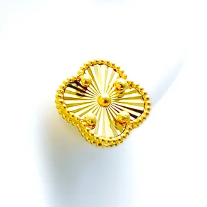 Decorative Chic 21k Gold Clover Earrings