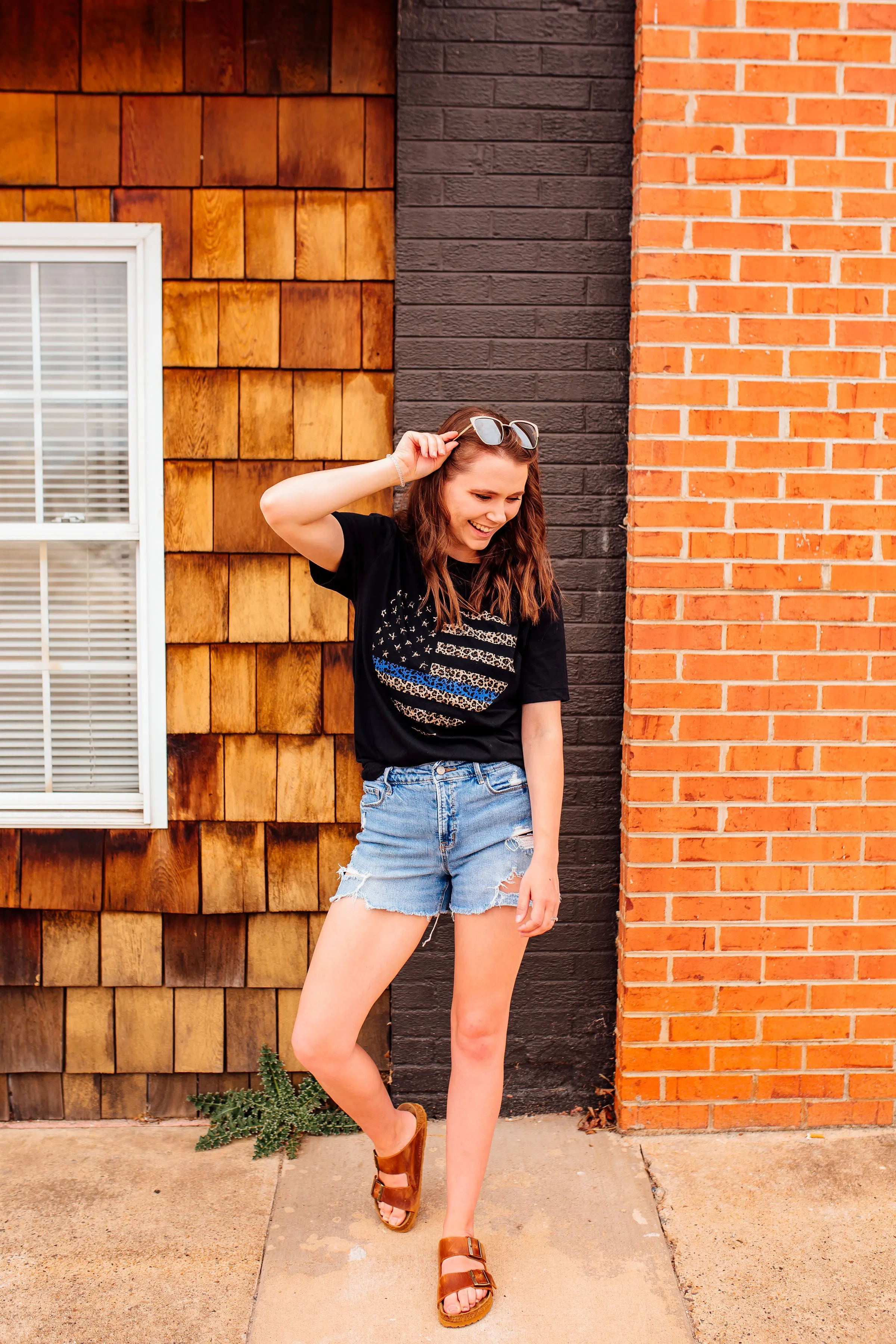 Distressed Leopard Heart Flag © Unisex Tee (Thin Blue Line)