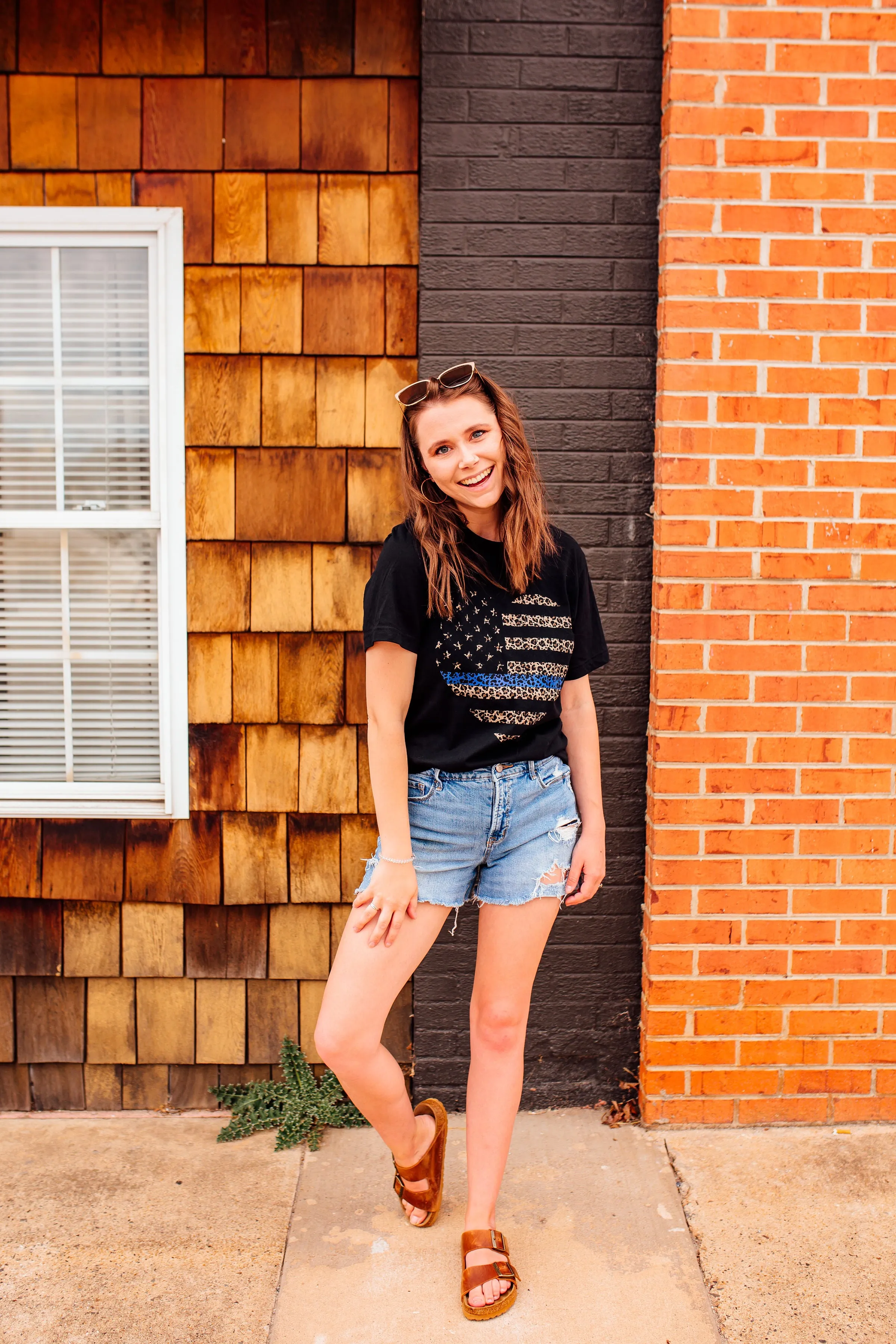 Distressed Leopard Heart Flag © Unisex Tee (Thin Blue Line)