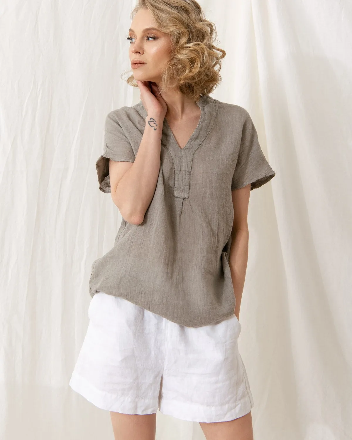 Eva - Linen Shorts in White