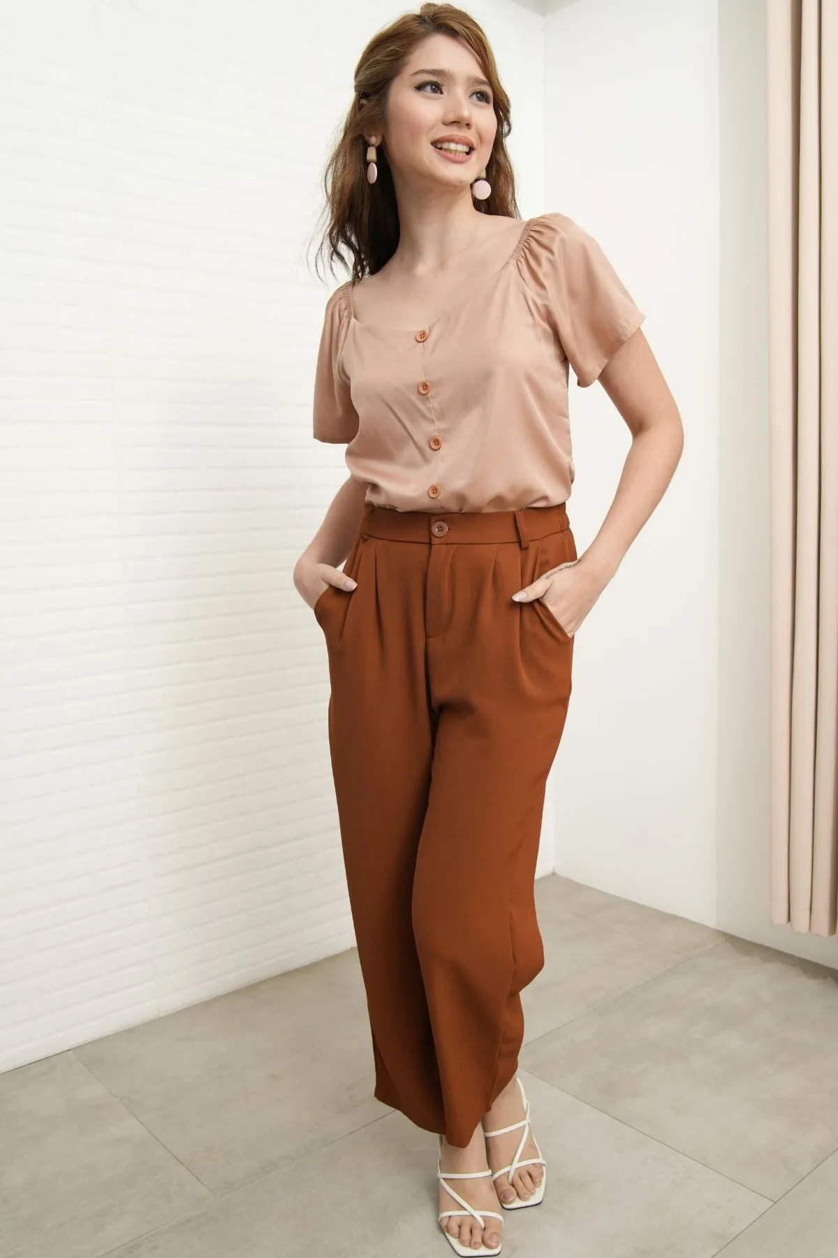 HARVEY High-Waist Tailored Straight Leg Trousers (Russet Brown)