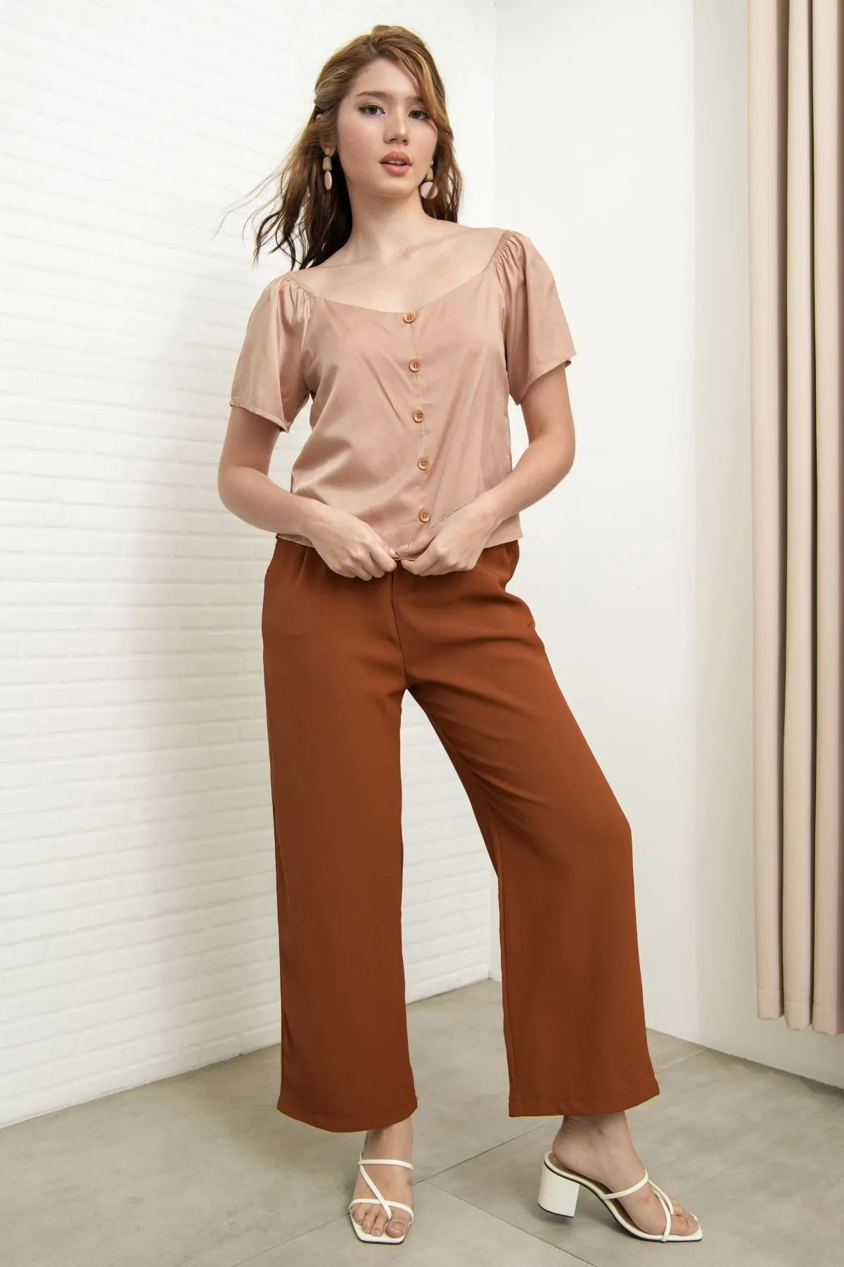 HARVEY High-Waist Tailored Straight Leg Trousers (Russet Brown)