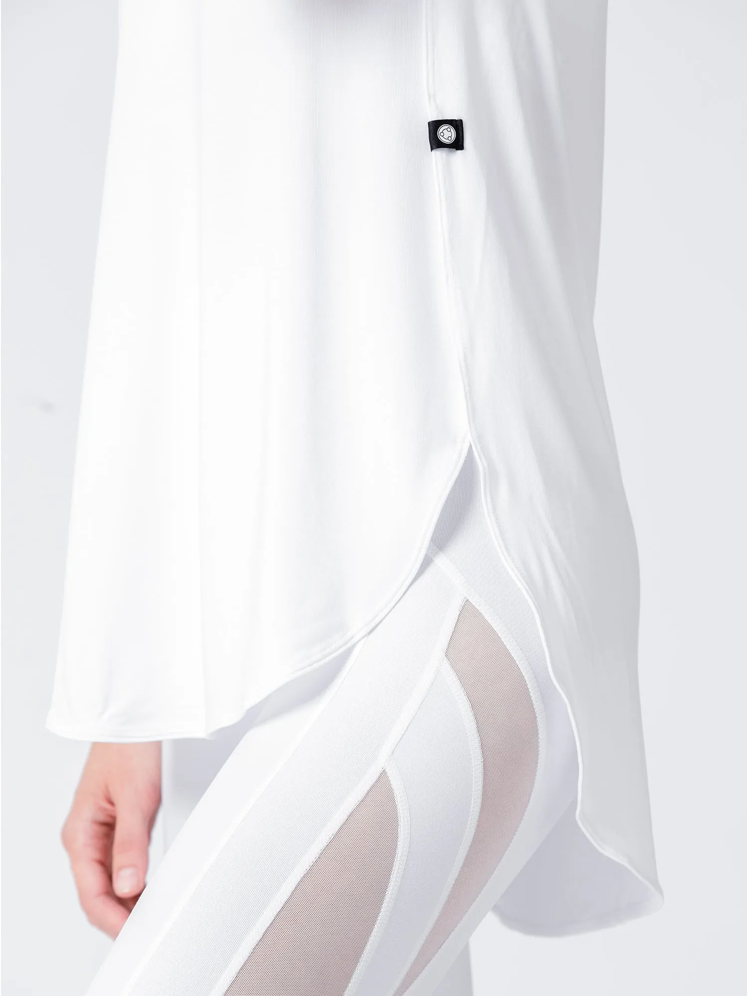 HI LO SPLIT SIDE TEE