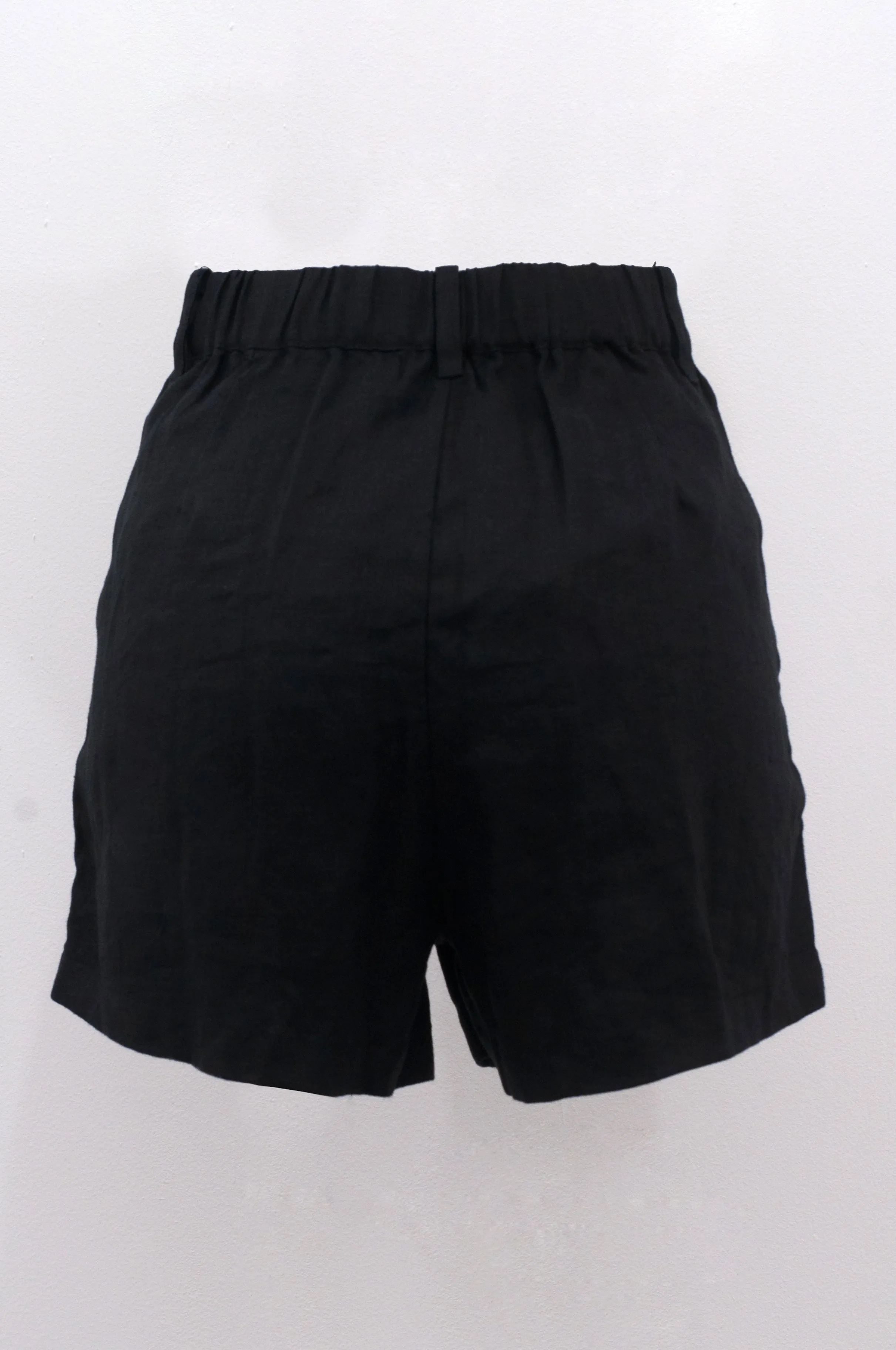 Hibiscus shorts