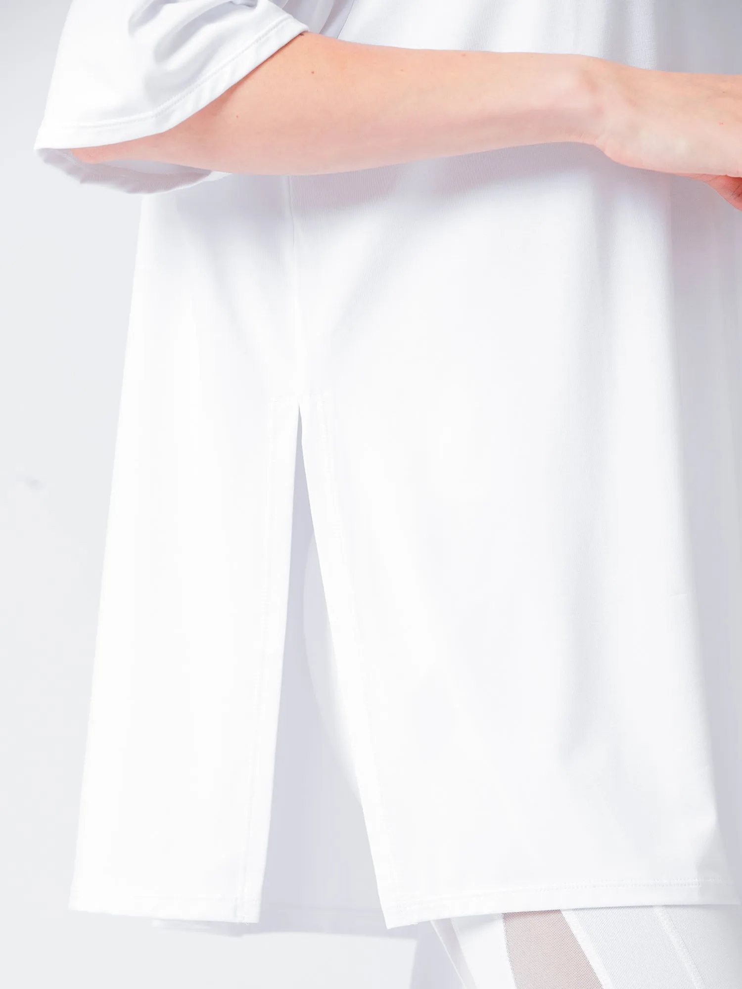 HIGH SPLIT OVERSIZE TEE