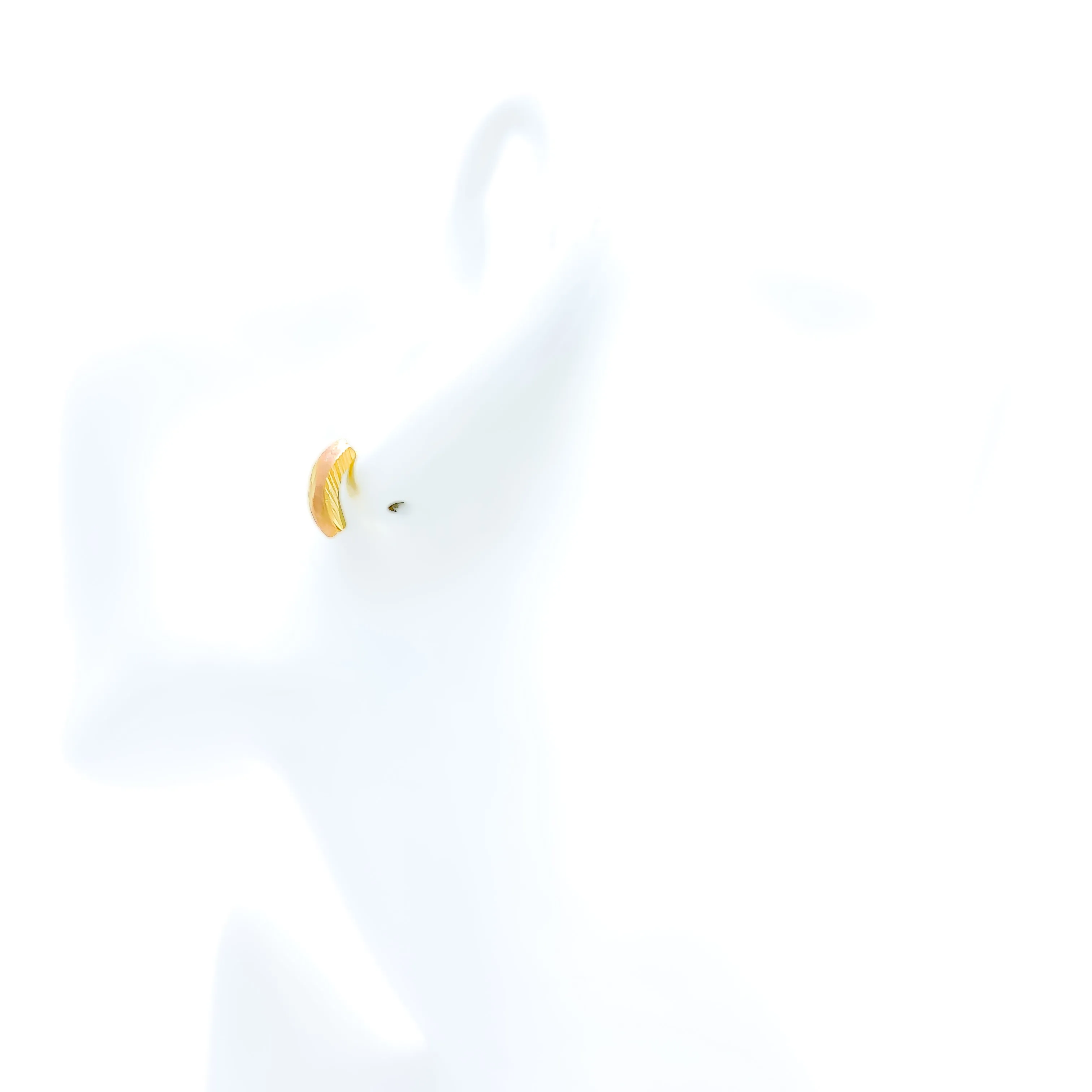 Iconic Graceful 22k Gold Tops