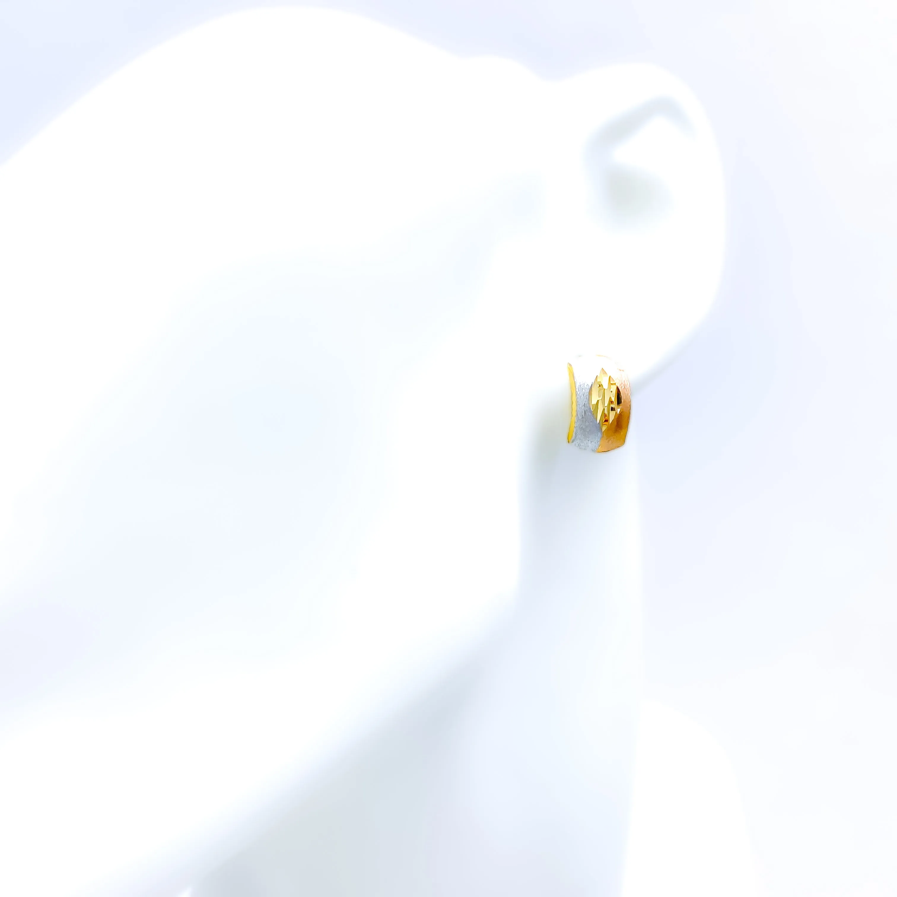 Iconic Graceful 22k Gold Tops