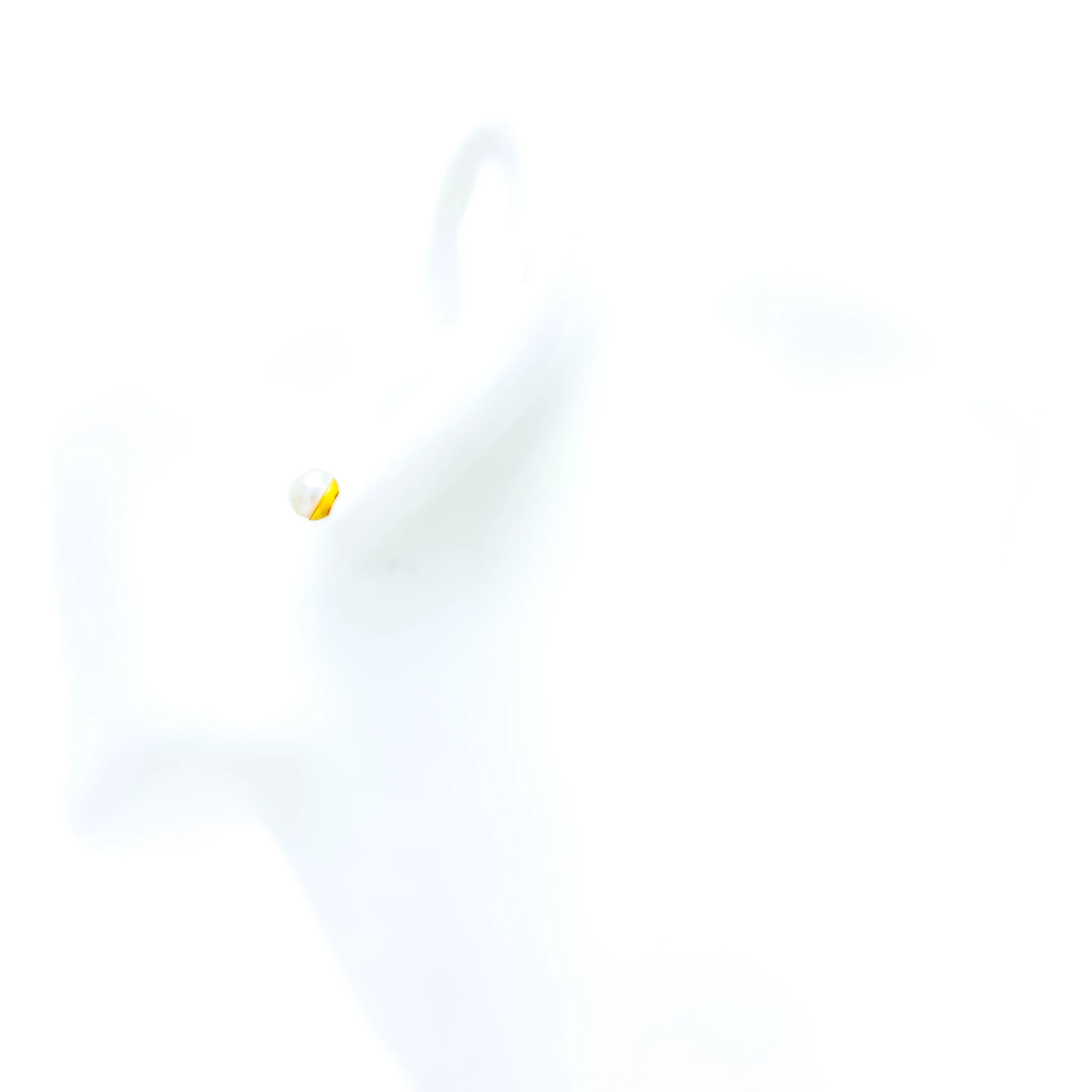 Imperial Glowing 22k Gold Pearl Earrings