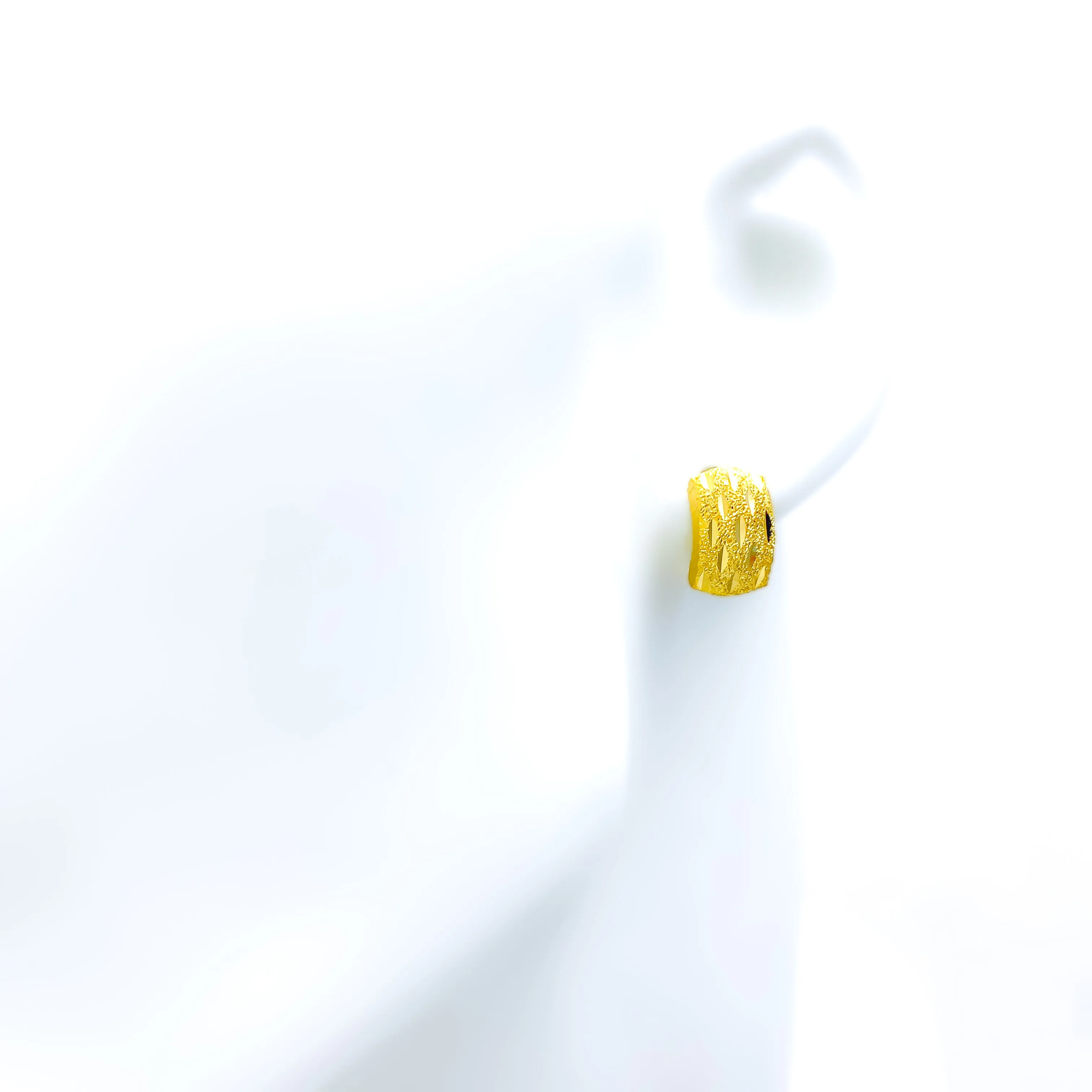 Jazzy Artistic 22k Gold Earrings