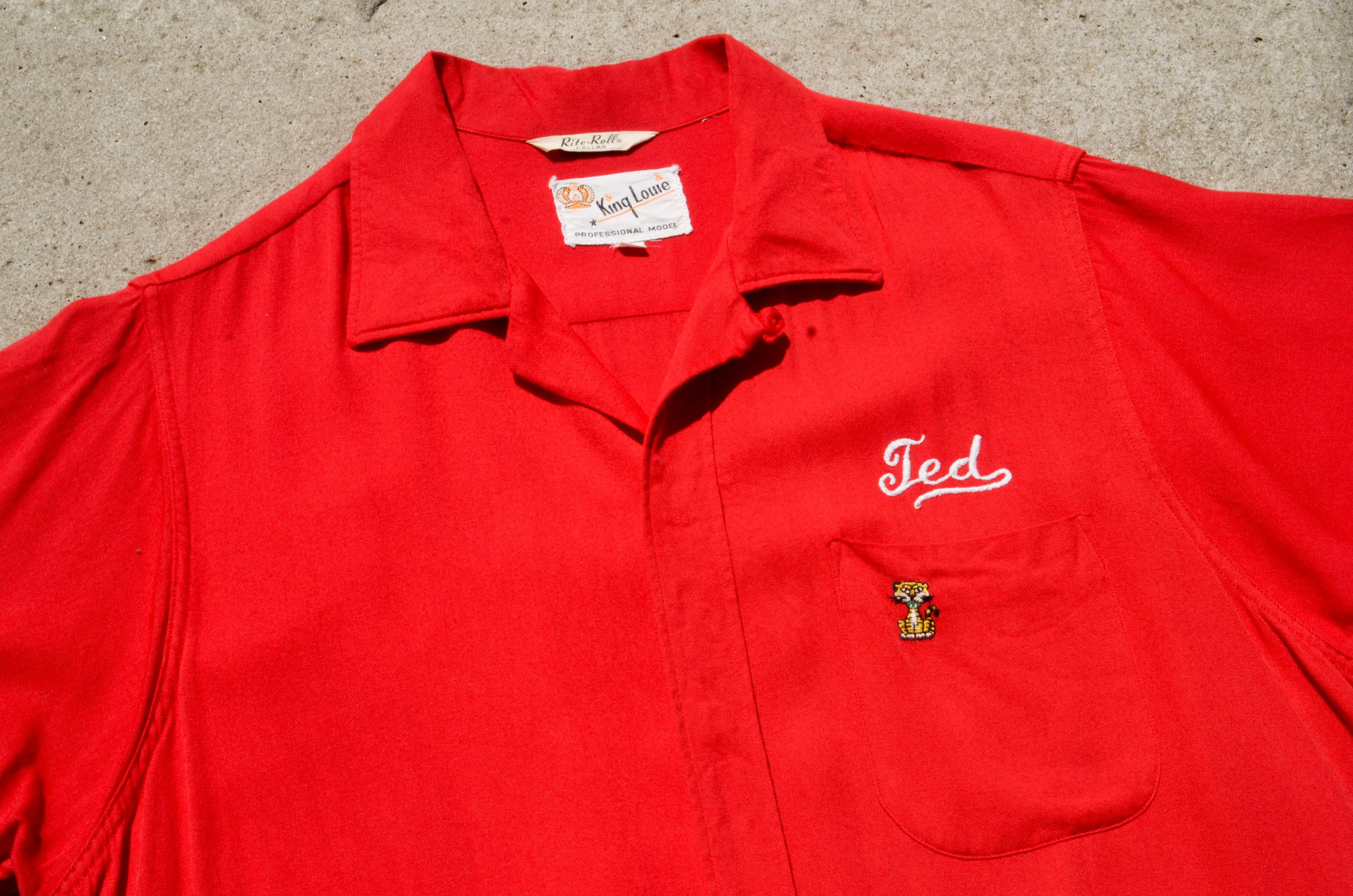 King Louie - Rayon Gabardine Loop Collar Bowling Shirts