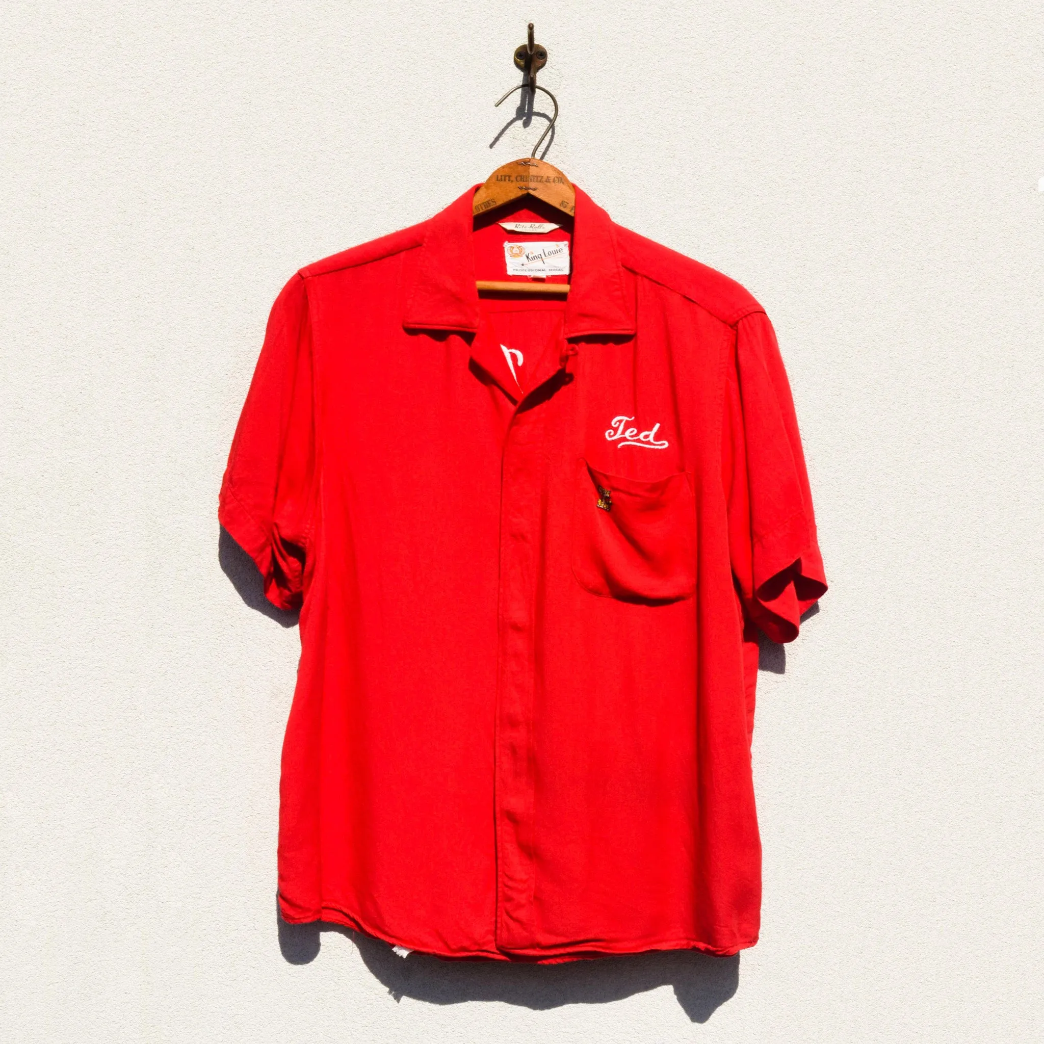 King Louie - Rayon Gabardine Loop Collar Bowling Shirts