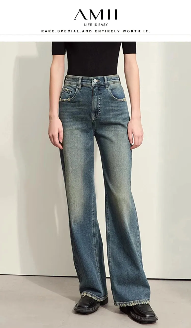 Light Washed Slouchy Straight Jean