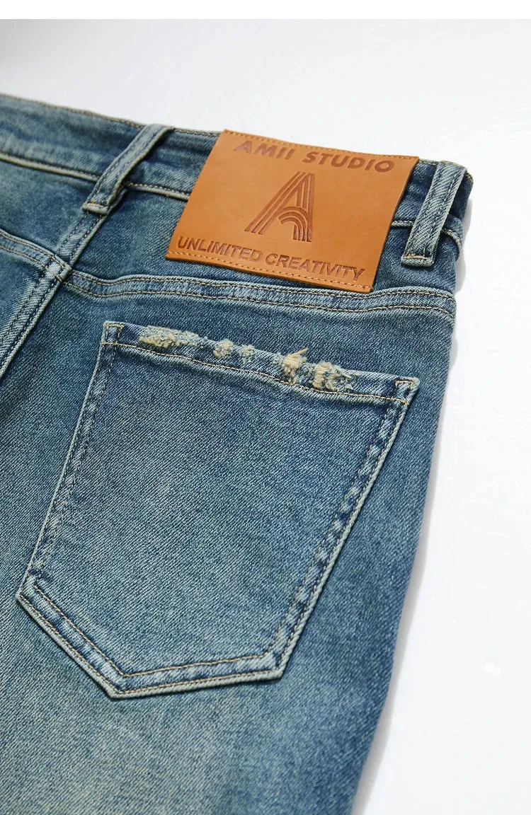 Light Washed Slouchy Straight Jean