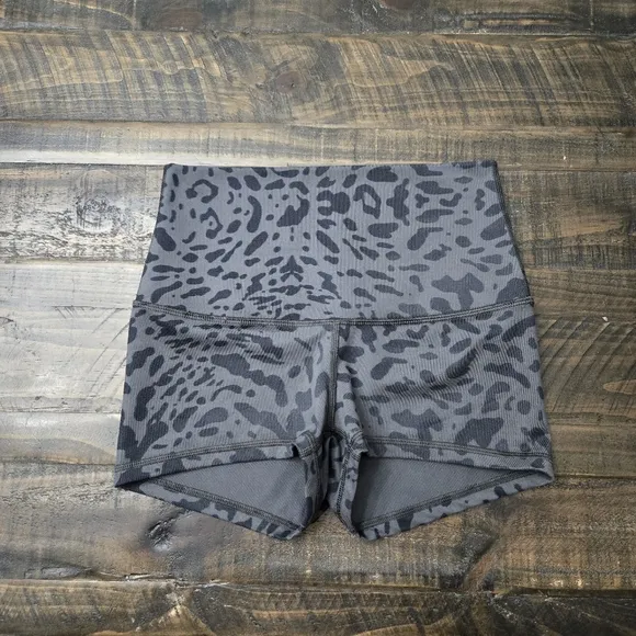 LULULEMON Boogie Shorts | 2