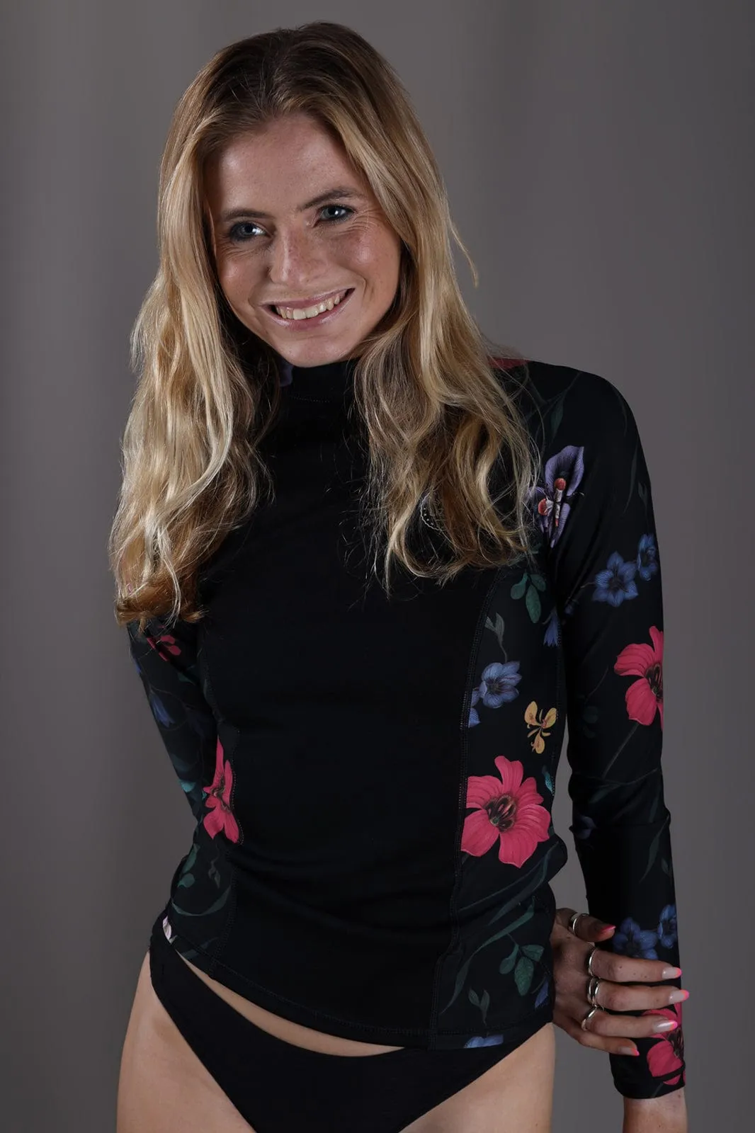 Mattie 23 -  Ladies L/S Hybrid Hottee