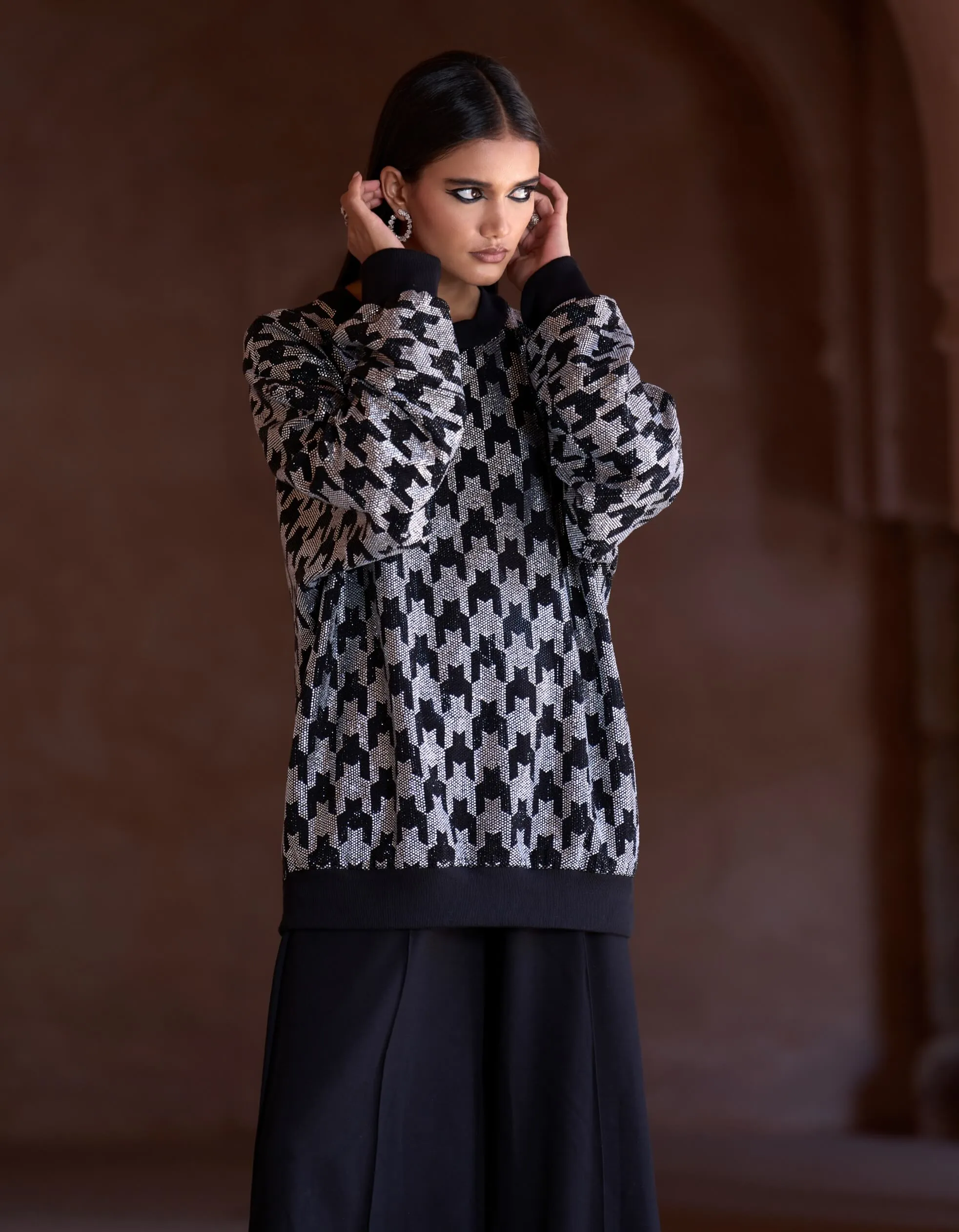 Neith black silver sweatshirt and pants