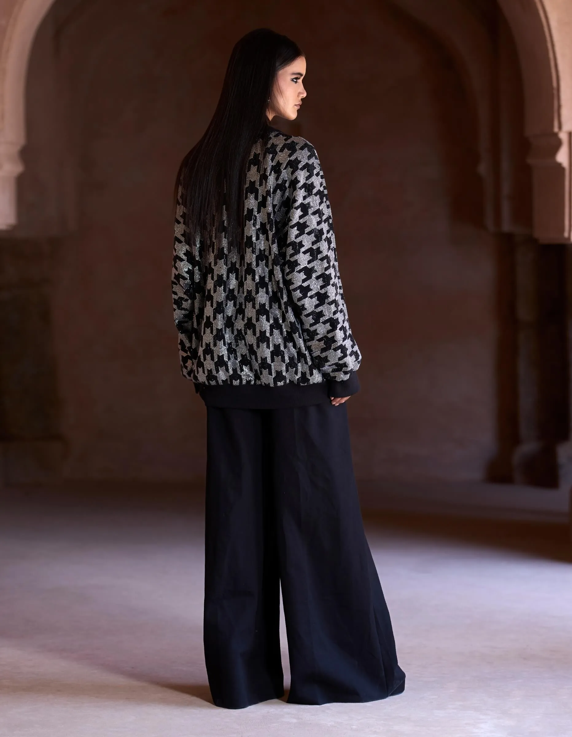 Neith black silver sweatshirt and pants