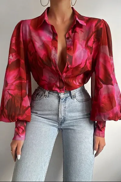 Nile - women's blouse made of soft stretch material