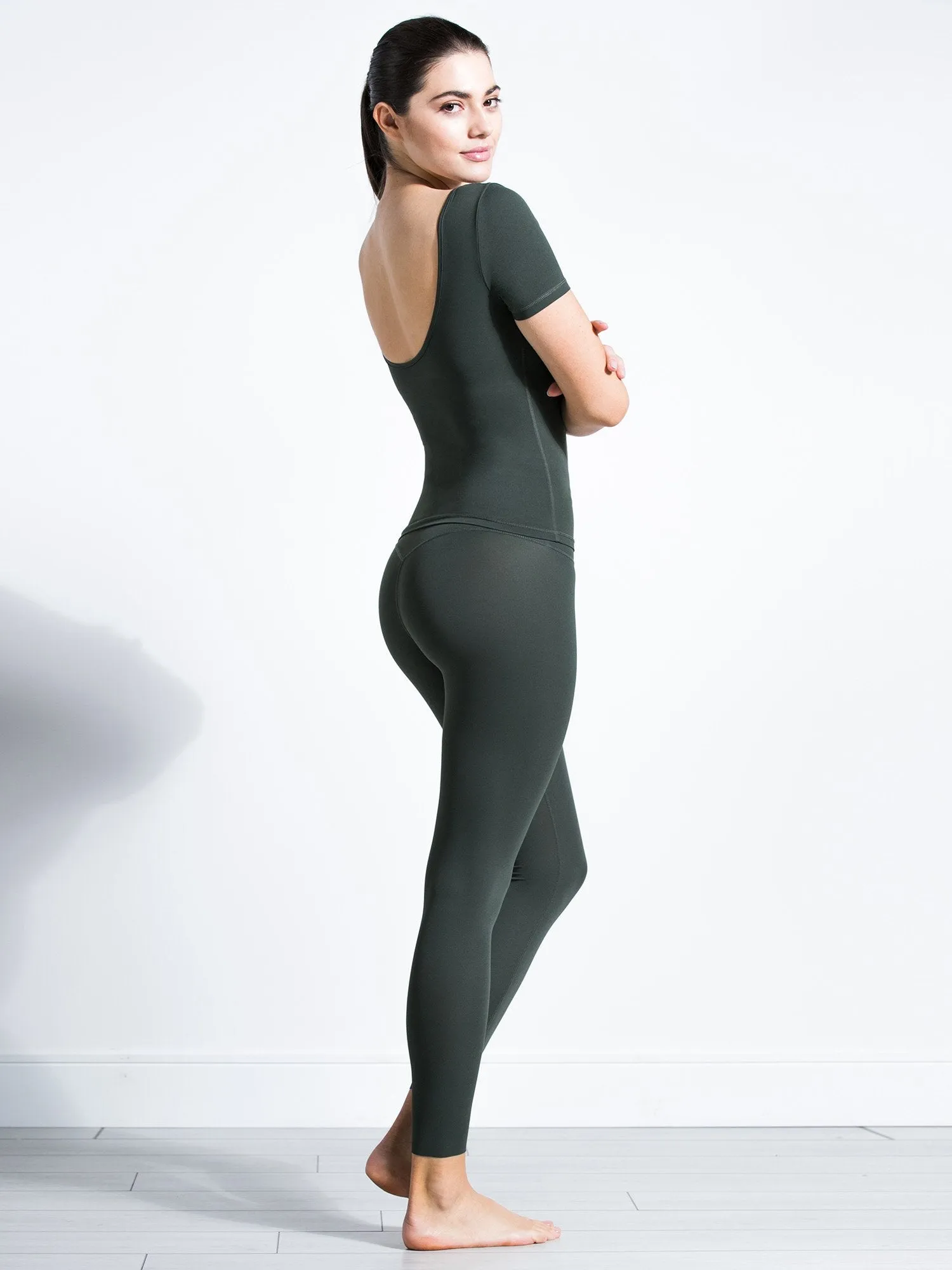 NUDE SHAPE TEE, DEEP FOREST