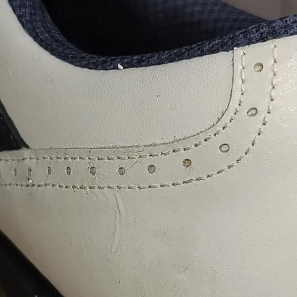 NWOT FootJoy Golf Shoes Womens Size 9M White Black Saddle Oxford Soft Spike Flaw