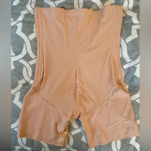 NWT Honeylove Super Power Shorts Size 1X Sand Tan