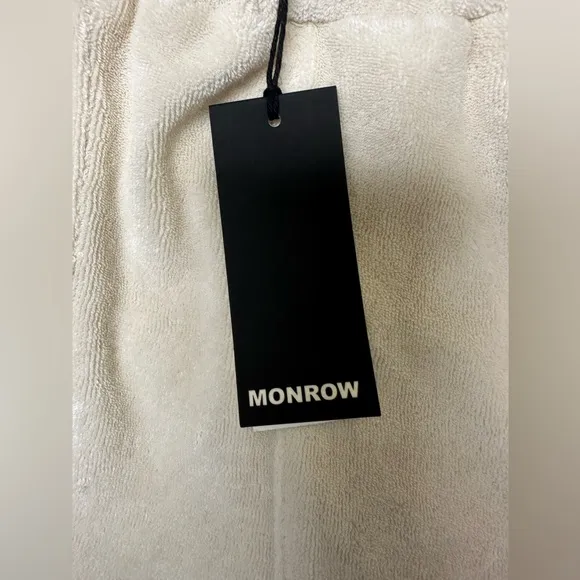NWT; Soft Surroundings Shorts Women High Rise  Pull On Ivory Cruise 🌟