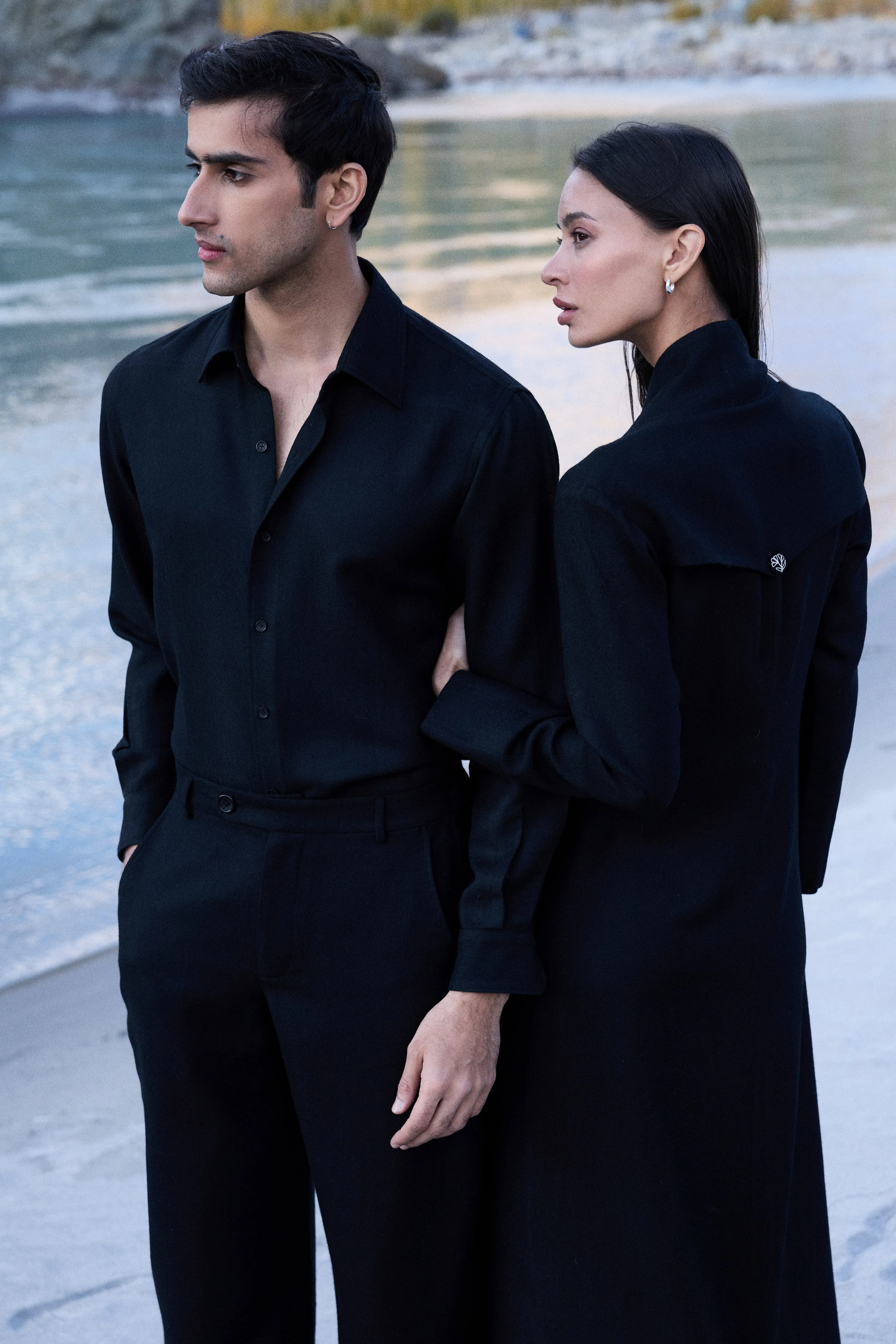 Nyoma Woollen Shirt- MAN (Black)