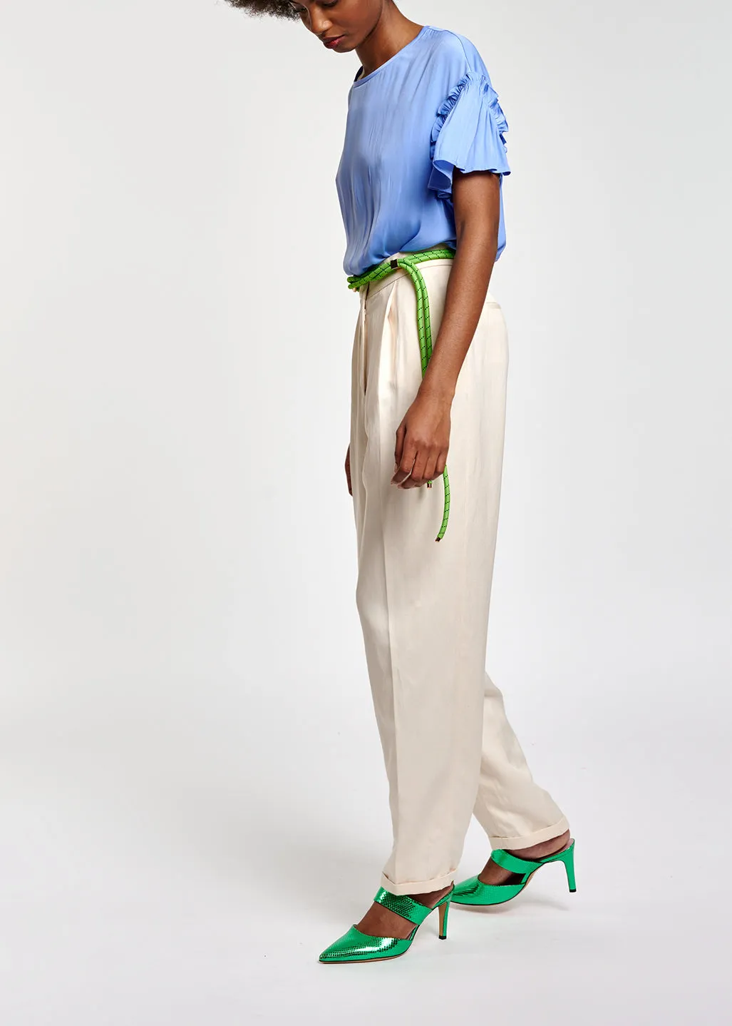 Off-white tailored mid-rise pants