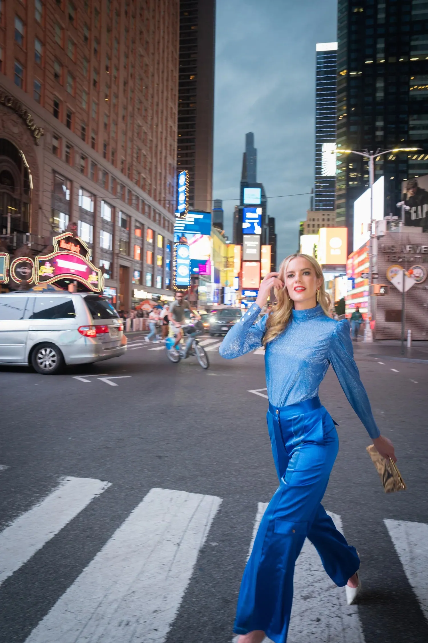 Ophelia Pant in Dazzling Blue