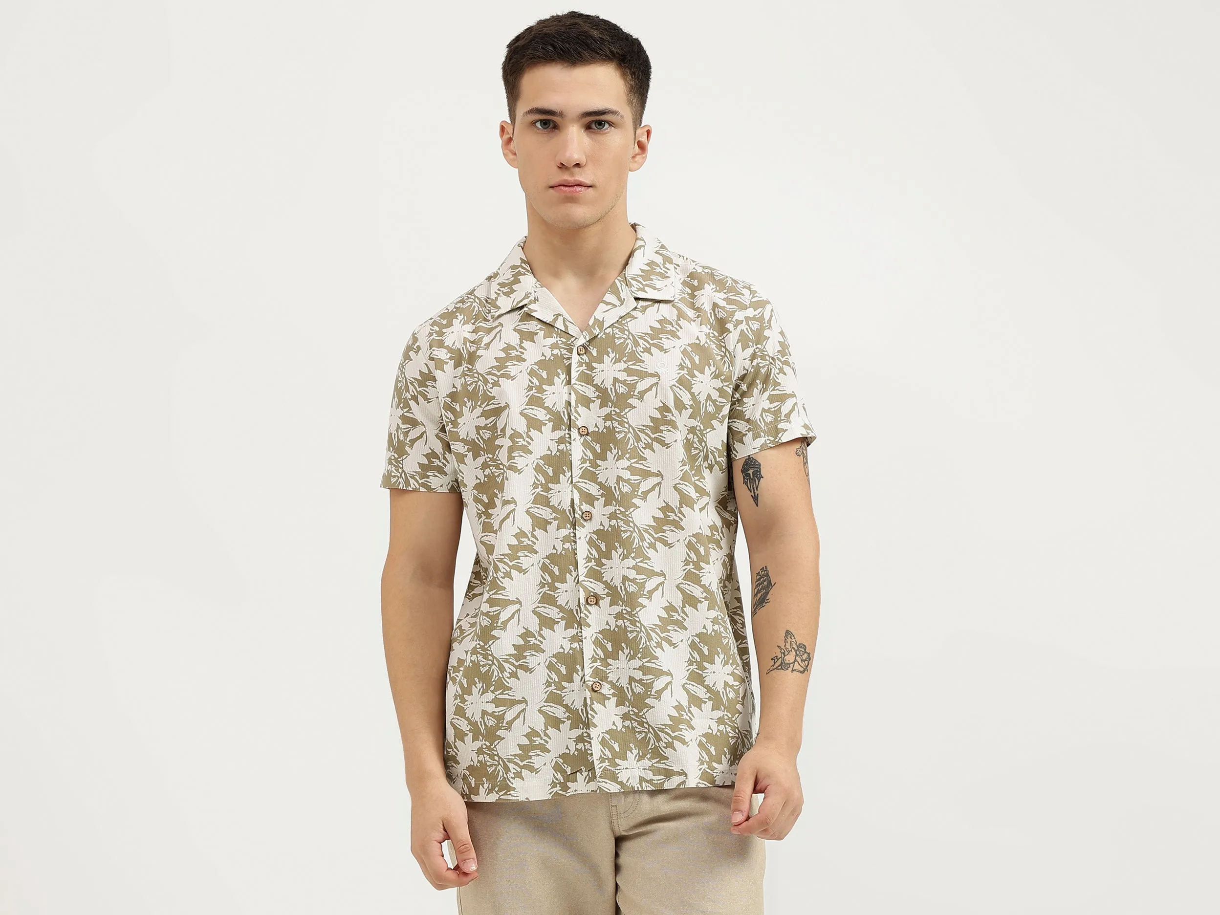 Regular Fit Spread Collar Botanical Print Shirts