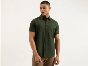 Regular Fit Spread Collar Solid Shirts