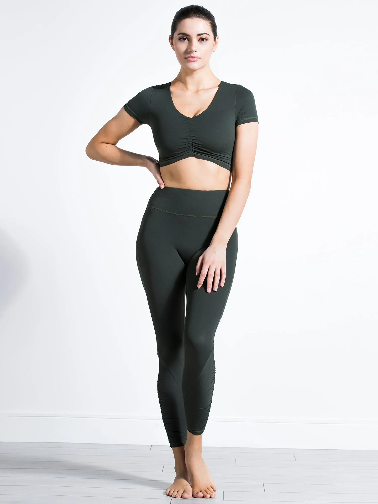 RUCHED NUDE TEE, DEEP FOREST