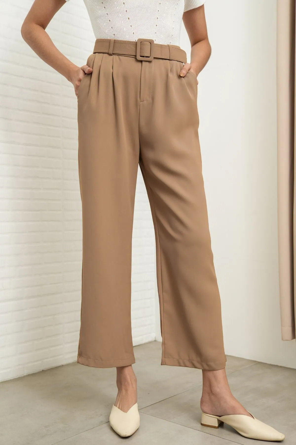 SASKIA Belted High-Waist Tailored Trousers (Latte Brown)