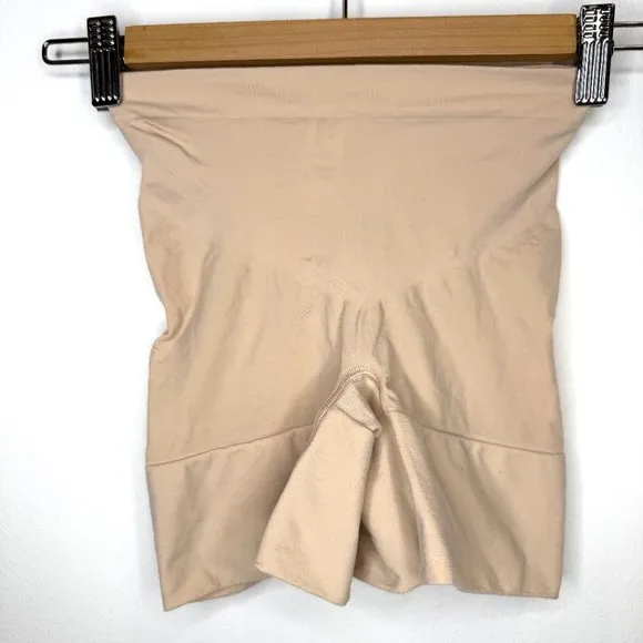Spanx Power Series Shaping Short Soft Nude Size Medium NWOT