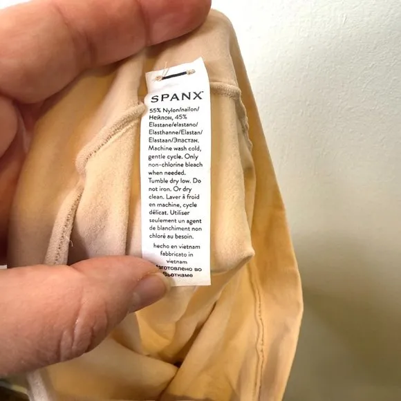 Spanx Power Series Shaping Short Soft Nude Size Medium NWOT
