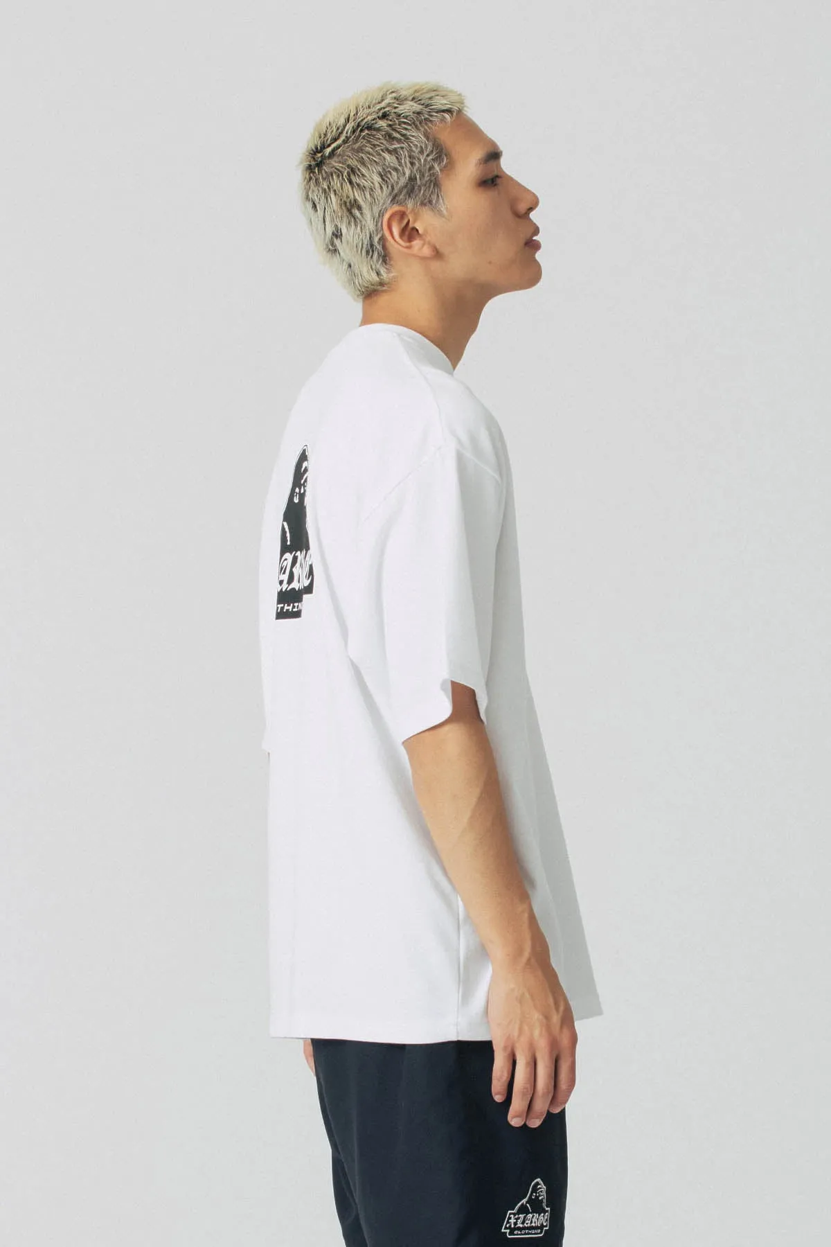 XLARGE × NEW ERA TEE - WHITE