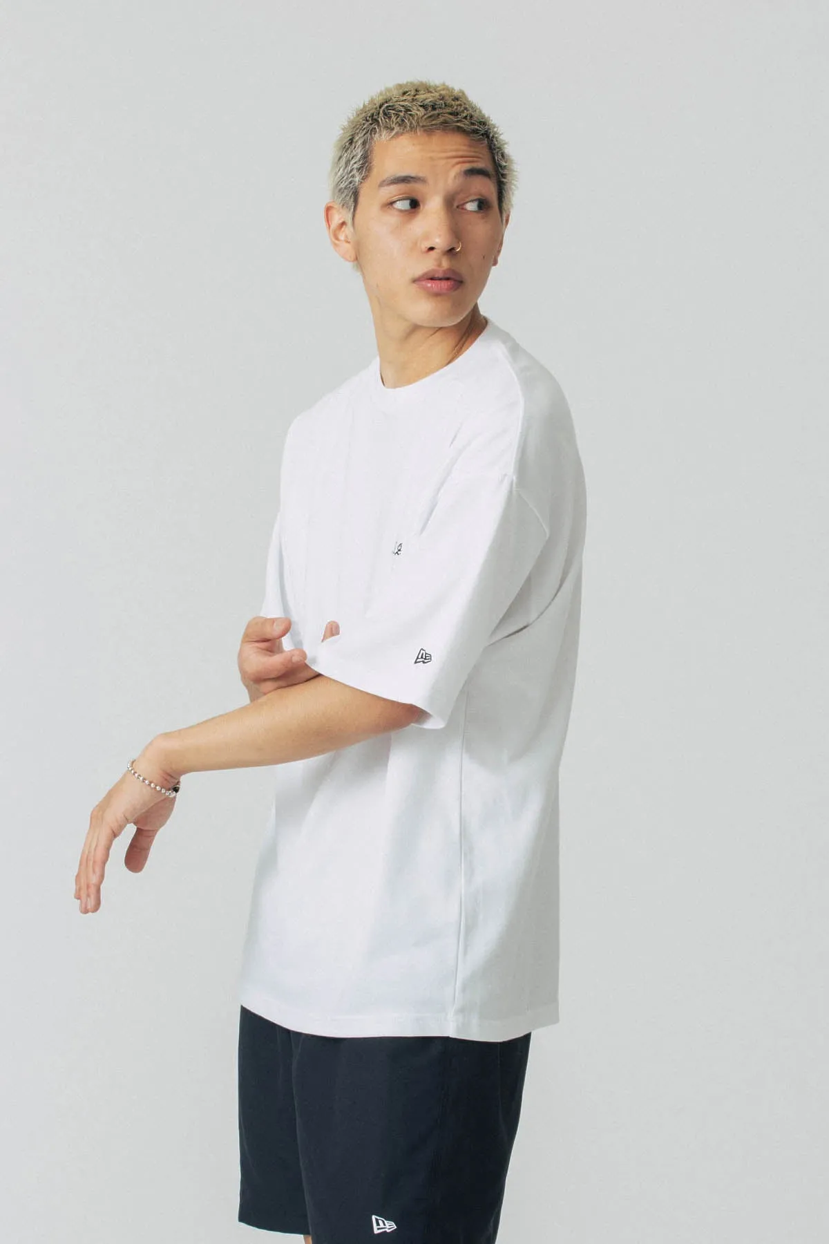 XLARGE × NEW ERA TEE - WHITE